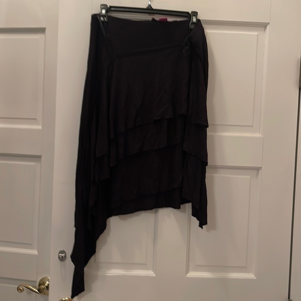 Black skirt